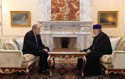 First President of Armenia Levon Ter-Petrosyan Visits Mother See of Holy Etchmiadzin